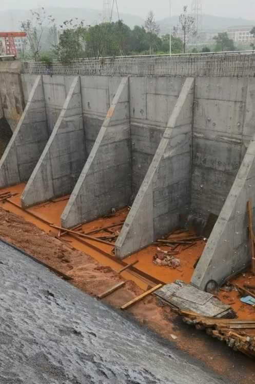洛阳洛龙区锚杆式挡土墙