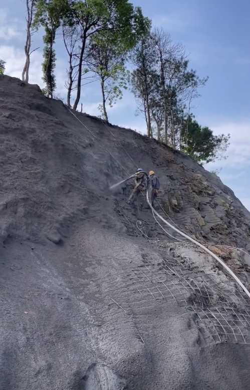 洛阳洛龙区边坡喷护